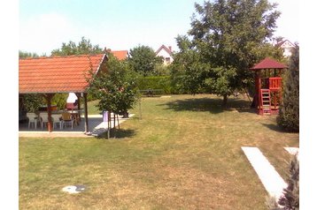 Madjarska Privát Siófok, Eksterijer